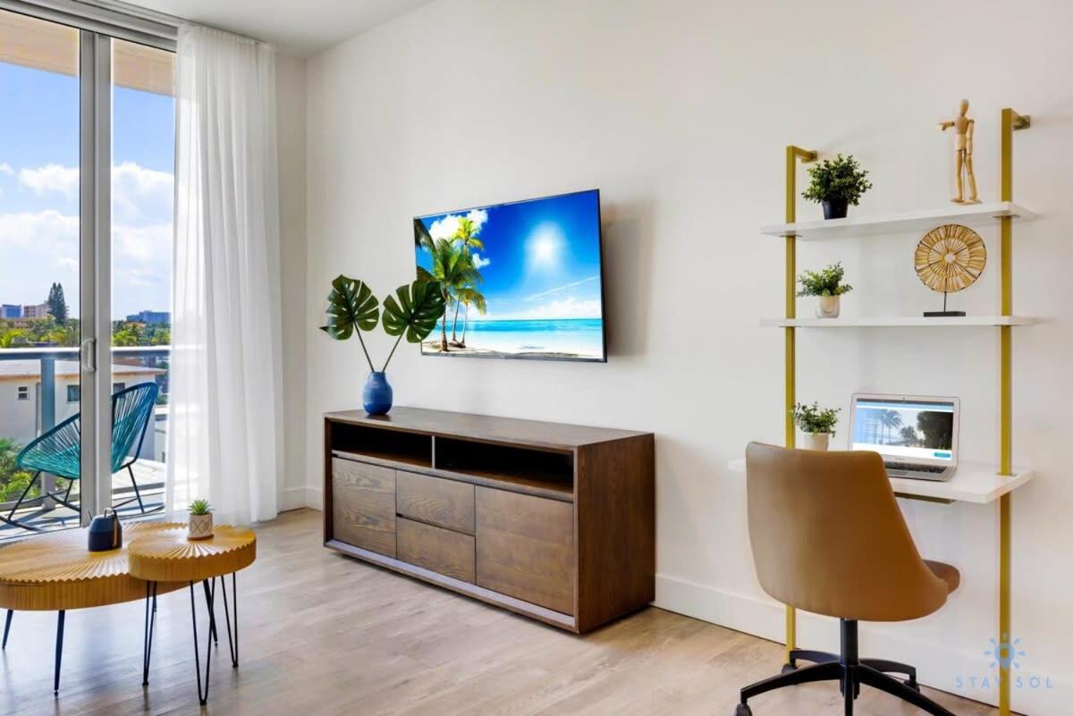 Amazing Pool - Balcony - Up To 6 - Near Beach Hollywood Bagian luar foto